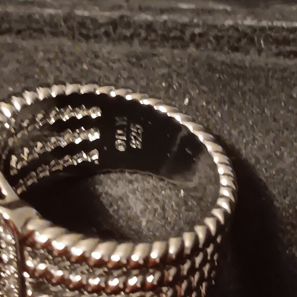 David Yurman Sterling Silver Wheaton Ring 16x12mm Black Onyx and Diamonds Size 6 - Picture 4 of 7